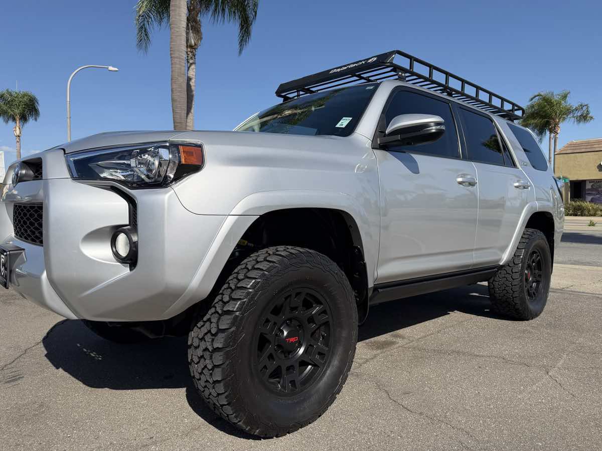 Used 2019 Toyota 4Runner SR5 Premium w/ Convenience Package AWD/4WD image 12