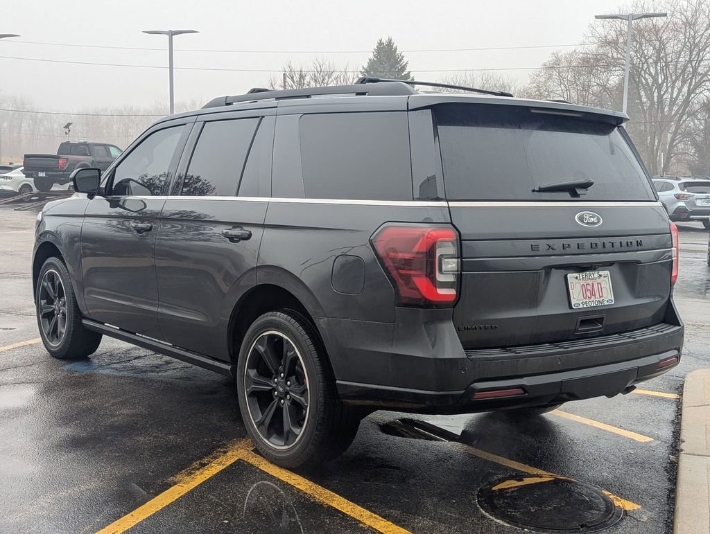 Used 2023 Ford Expedition Limited image 5