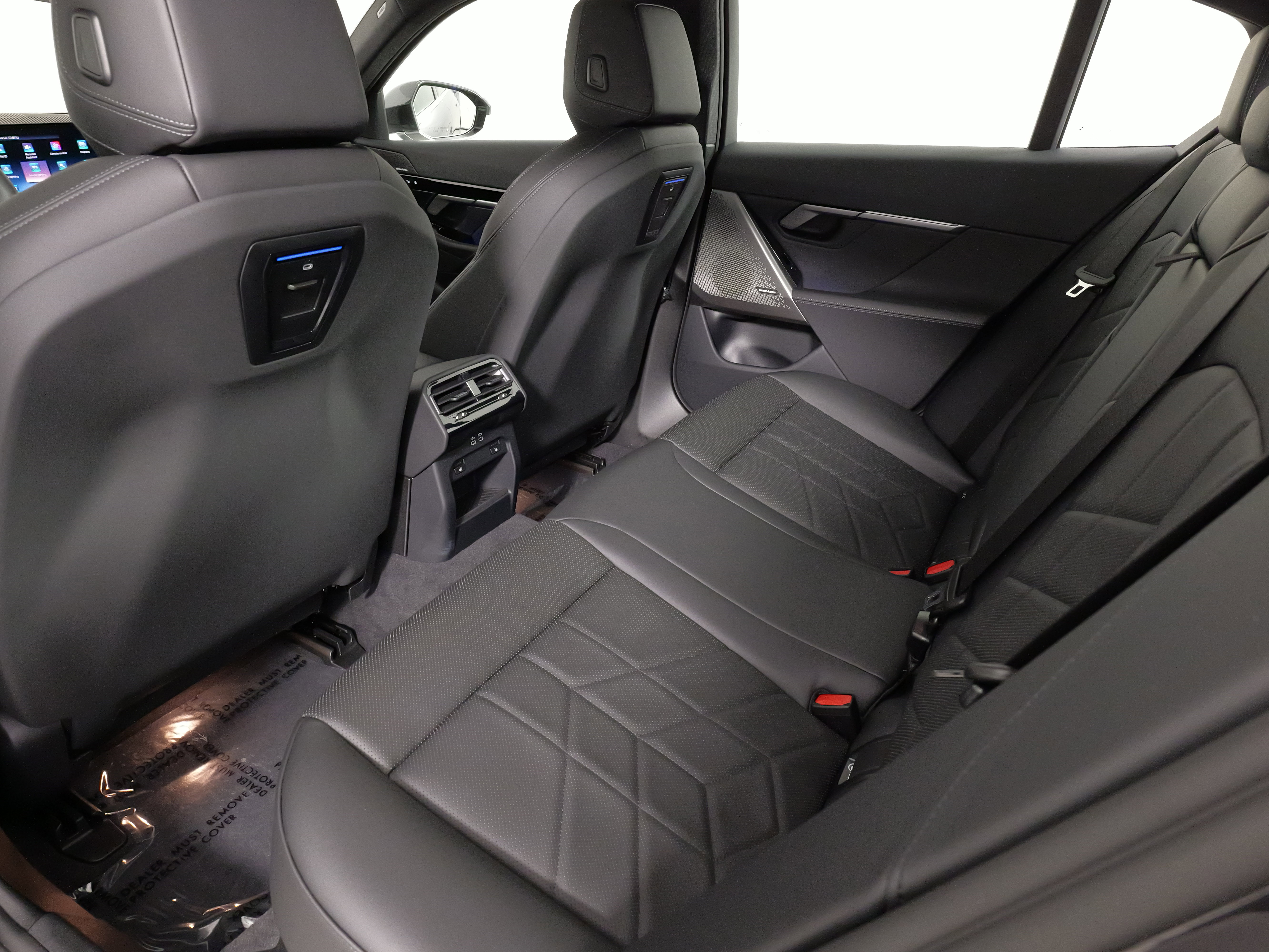 Used 2026 BMW 530i xDrive w/ Premium Package image 37