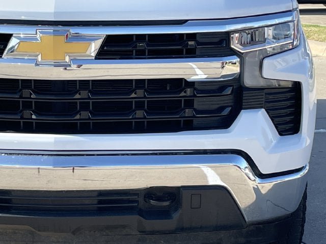 Used 2025 Chevrolet Silverado 1500 LT AWD/4WD image 8