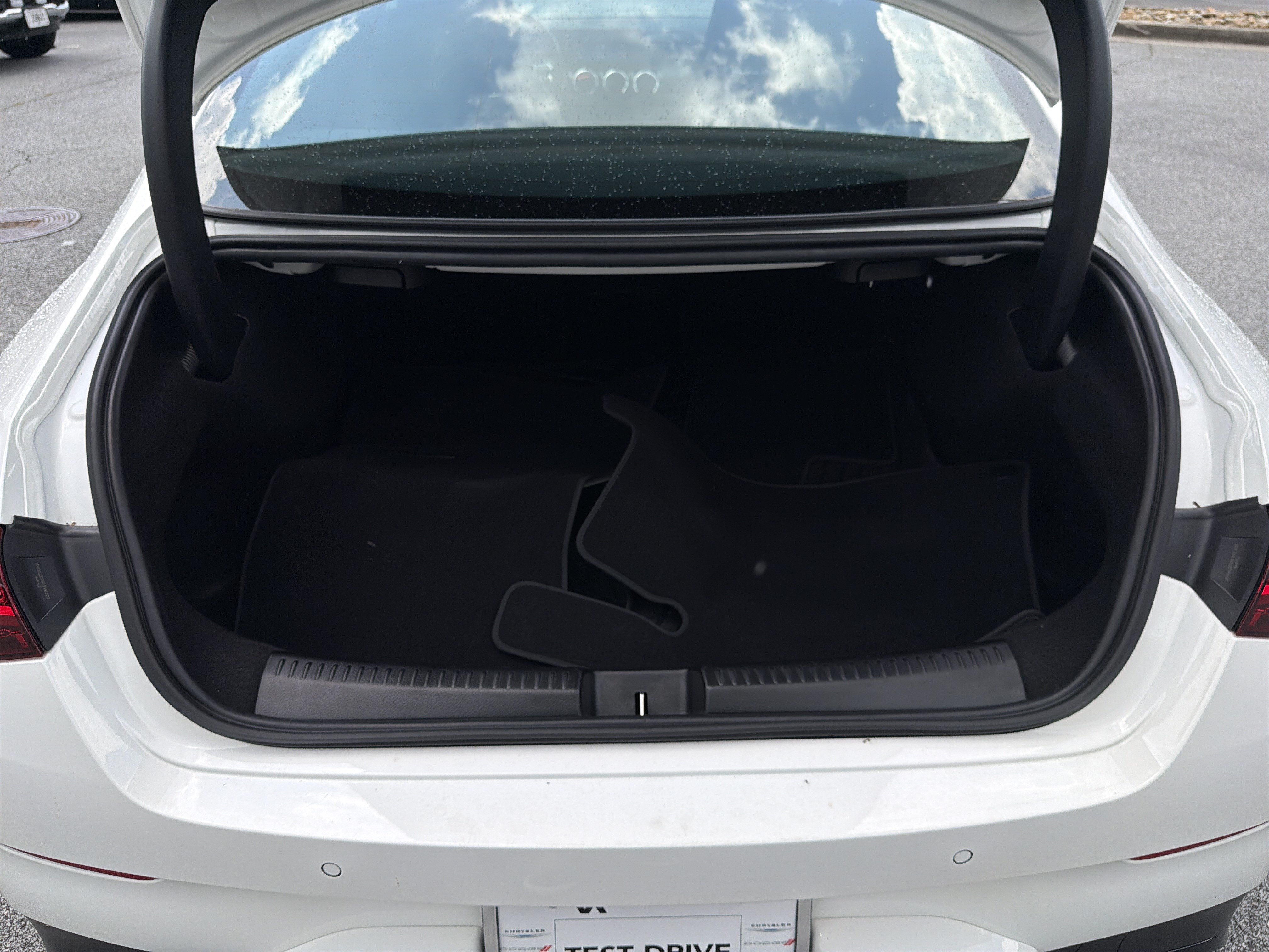 Used 2025 Mercedes-Benz CLA 250 4MATIC image 22