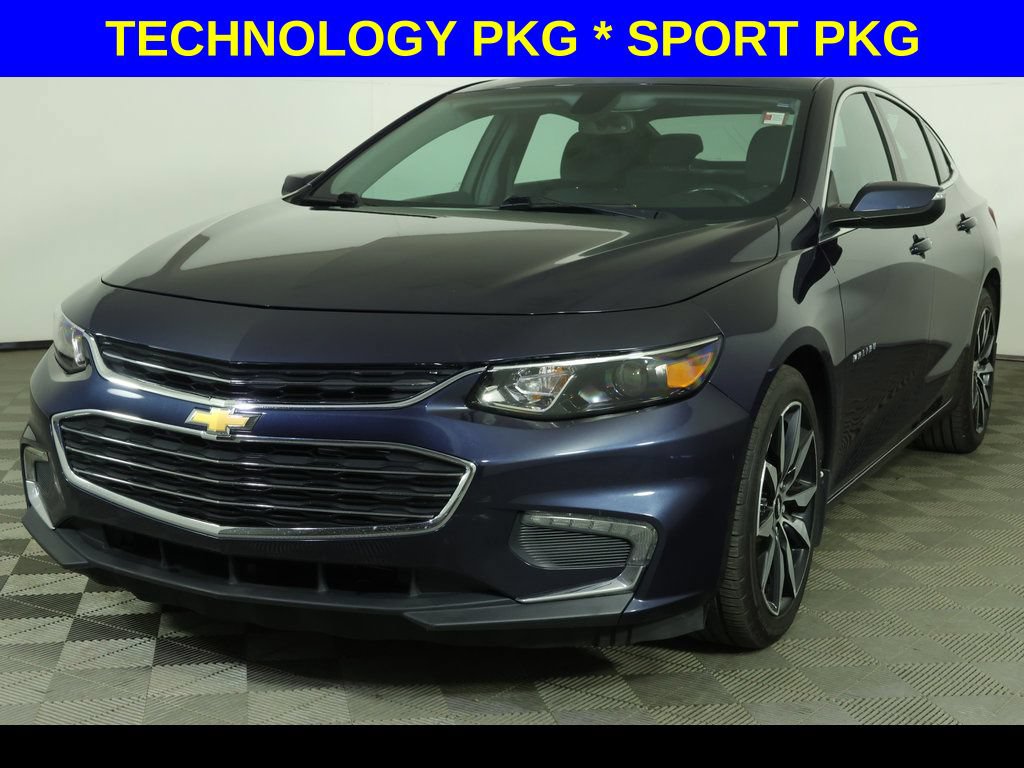 Used 2018 Chevrolet Malibu LT FWD image 1