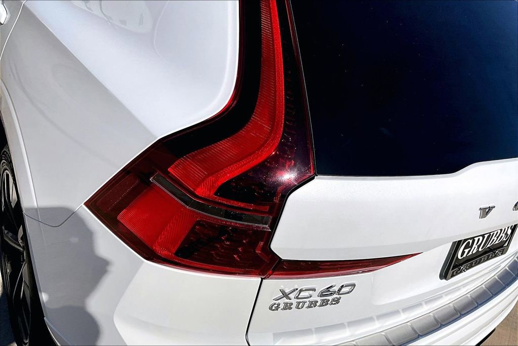 New 2026 Volvo XC60 B5 Plus w/ Protection Package Premier AWD/4WD image 43