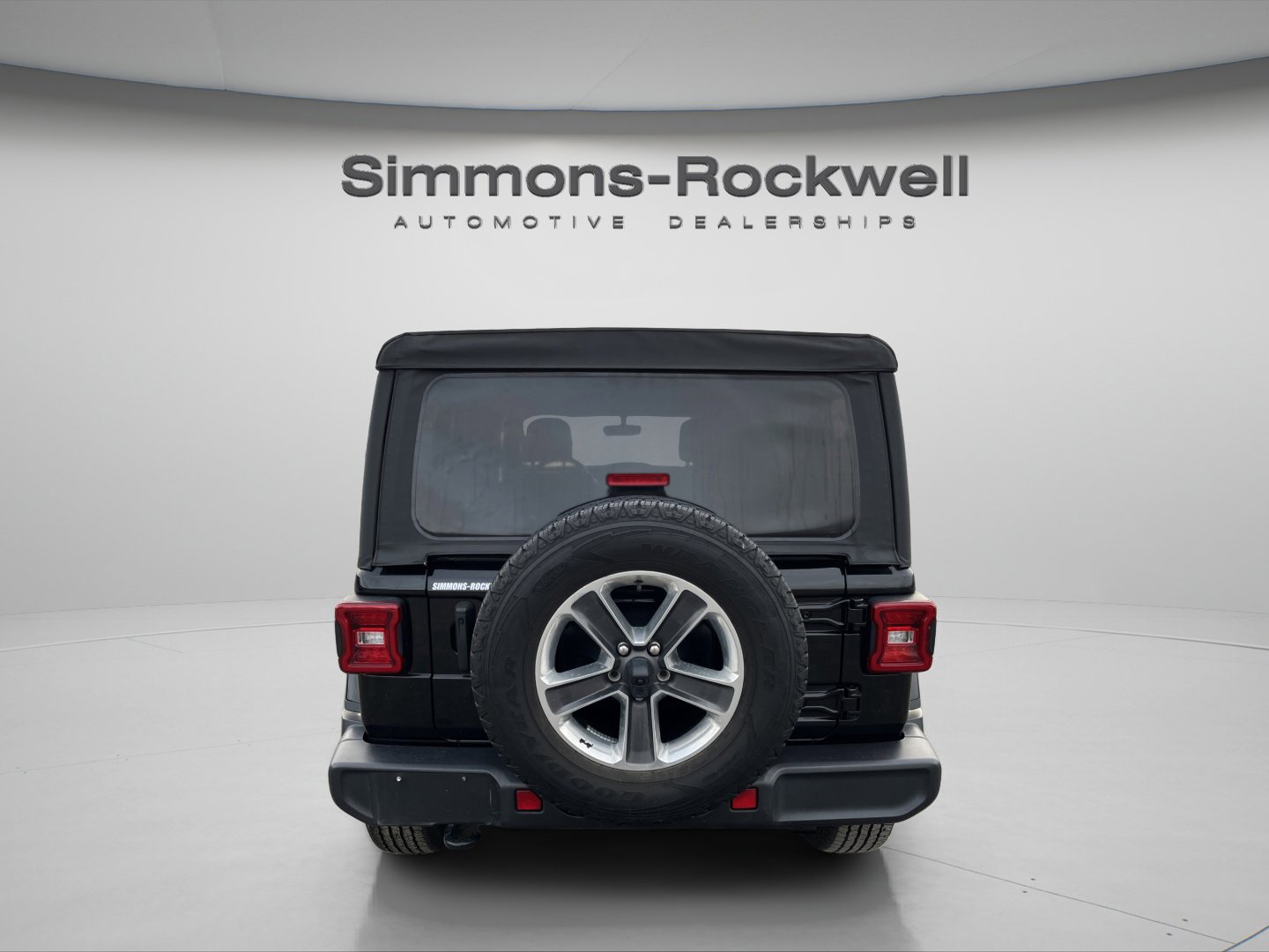 Used 2022 Jeep Wrangler Unlimited Sahara w/ LED Lighting Group image 6