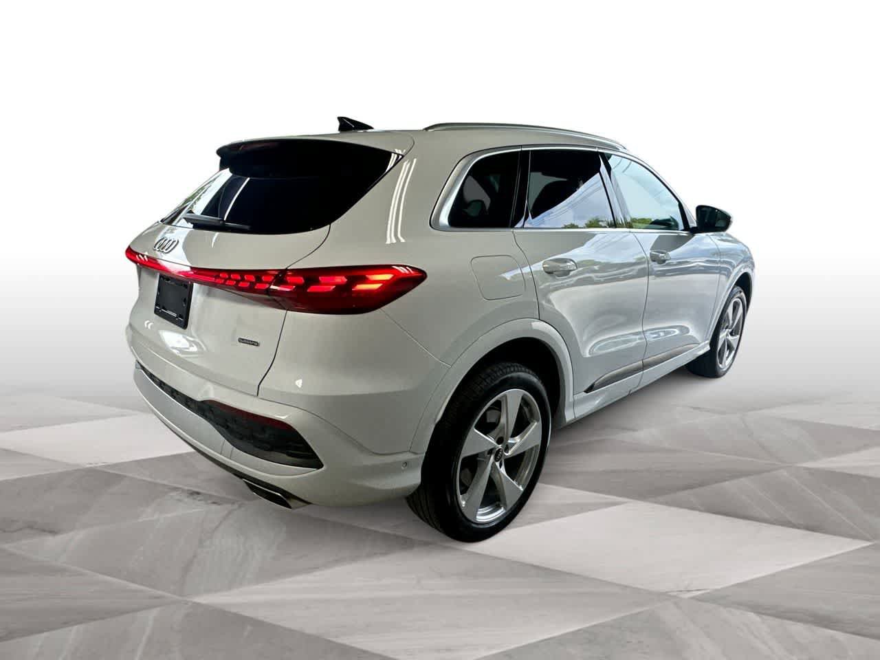 Used 2025 Audi Q5 Premium Plus AWD/4WD image 8