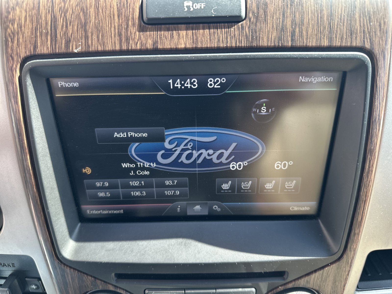 Used 2014 Ford F150 Lariat w/ Equipment Group 502A Luxury AWD/4WD image 15