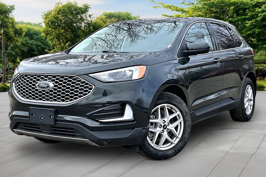 Used 2023 Ford Edge SEL image 11