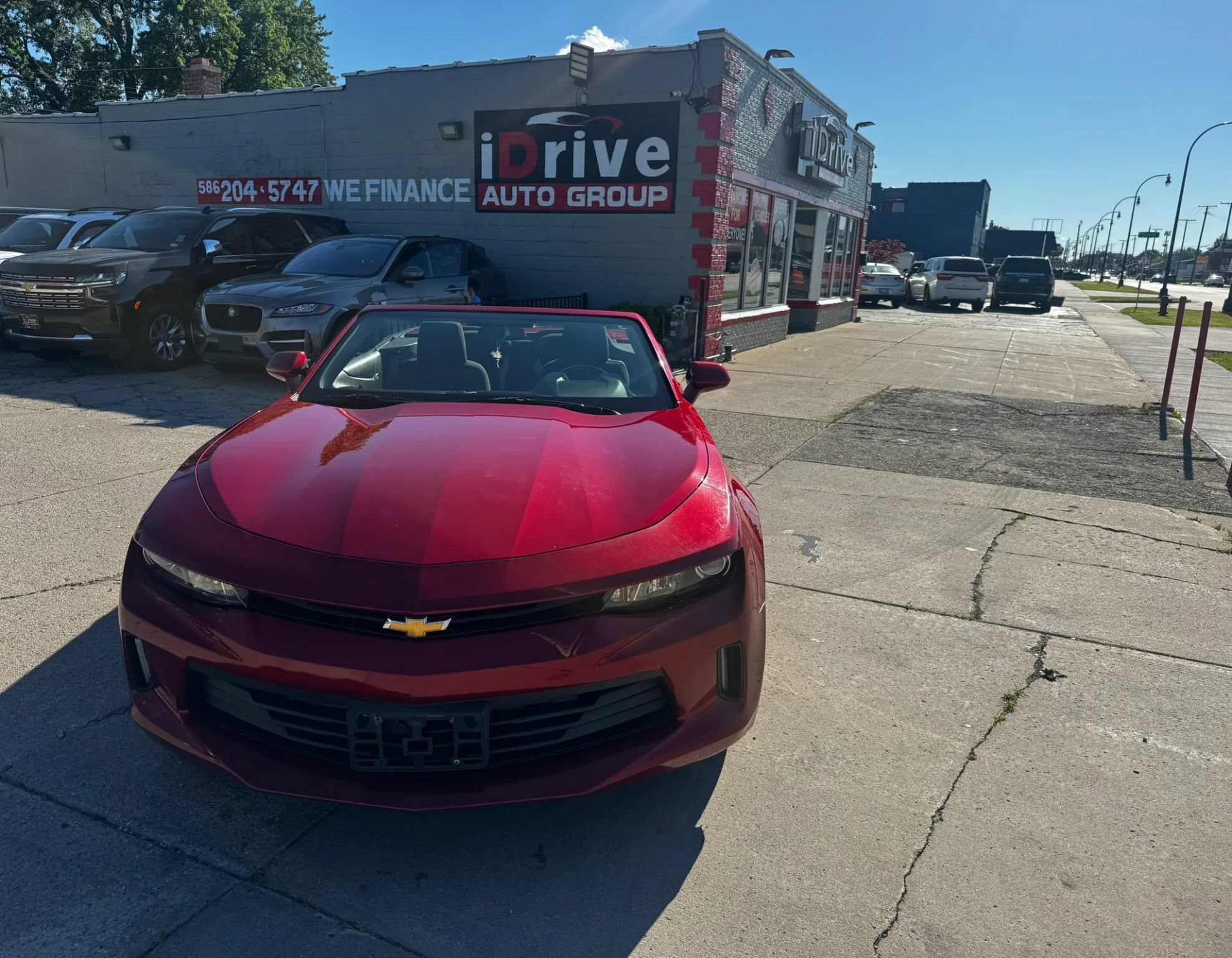 Used 2017 Chevrolet Camaro LT RWD image 12