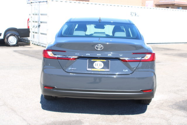 Used 2025 Toyota Camry LE w/ Convenience Package FWD image 3
