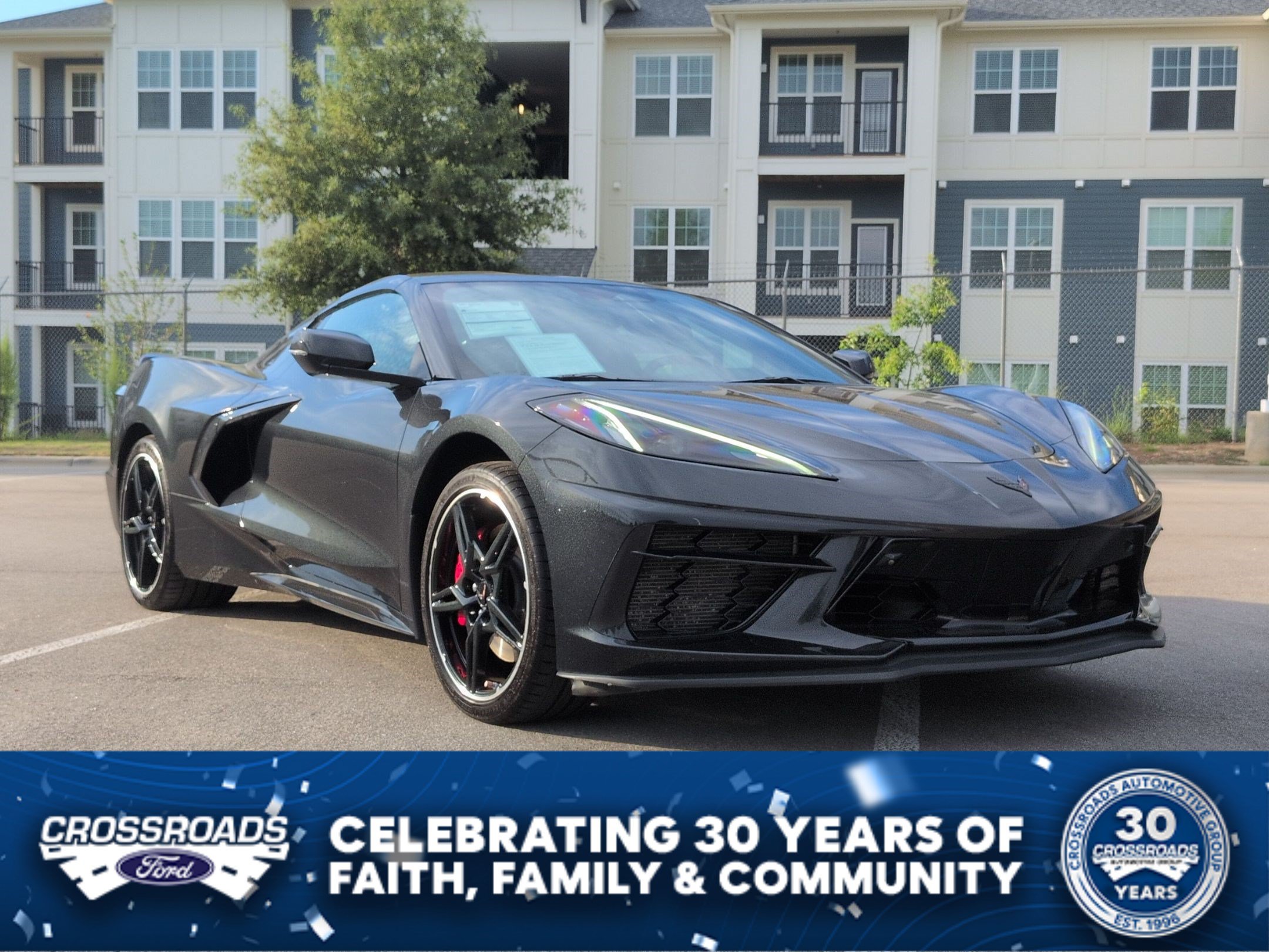 Used 2024 Chevrolet Corvette Stingray Preferred Cpe w/ Z51 Performance Package RWD image 1