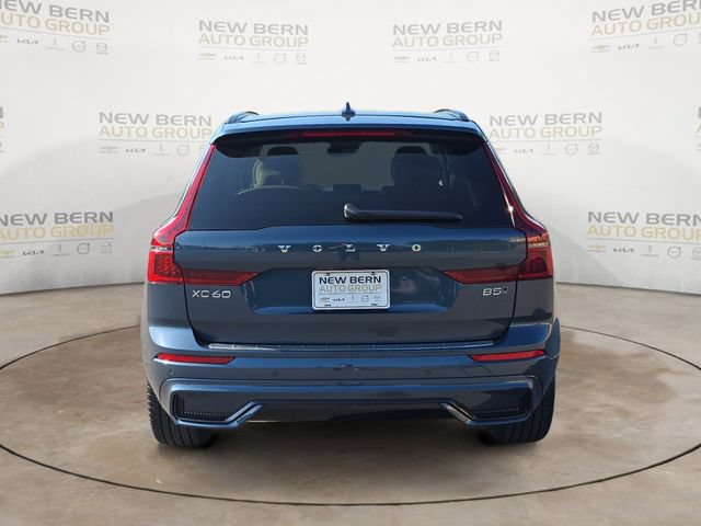 Certified 2026 Volvo XC60 B5 Ultra w/ Protection Package Premier AWD/4WD image 4