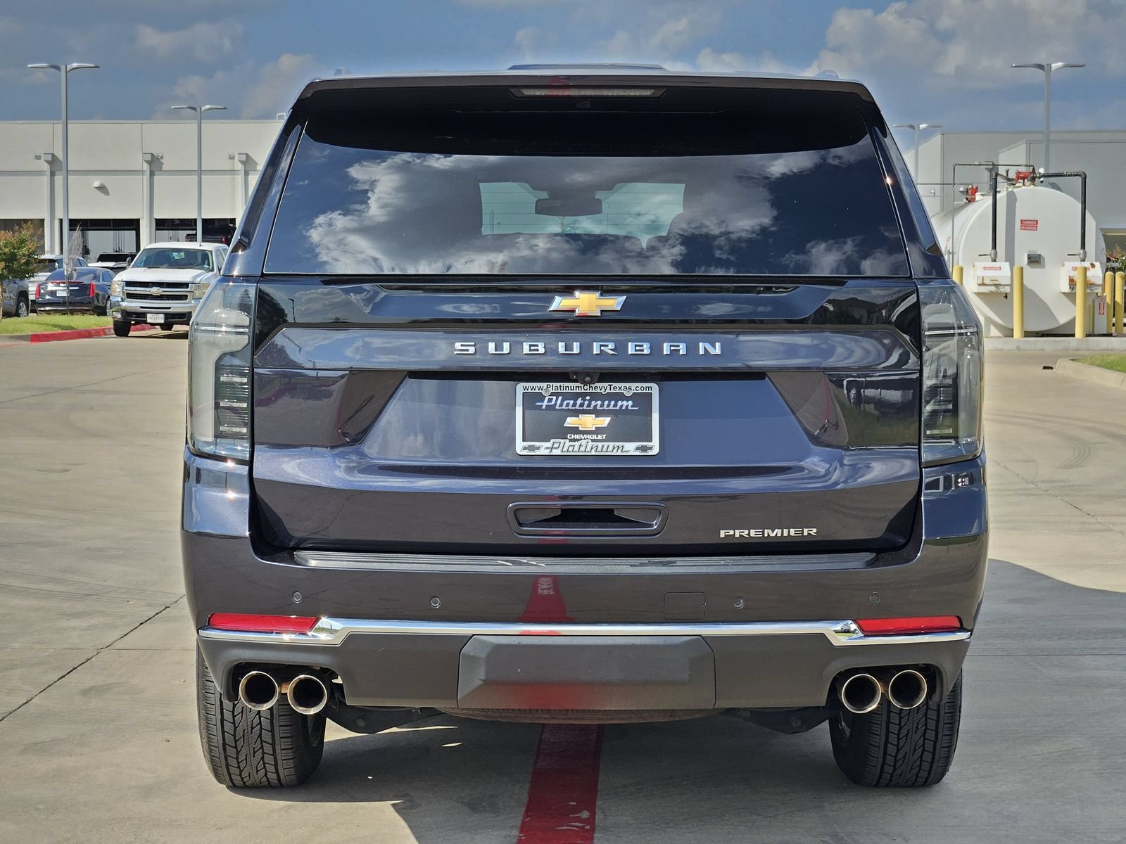 Certified 2025 Chevrolet Suburban Premier AWD/4WD image 8