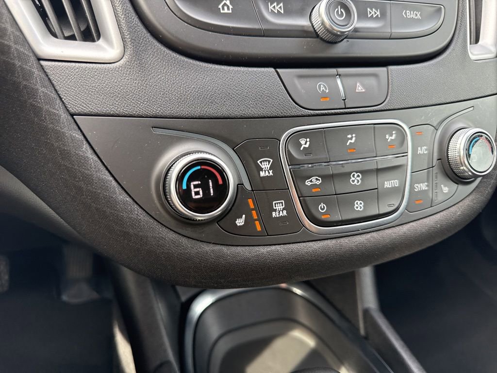 Used 2024 Chevrolet Malibu LT w/ Sport Edition image 21