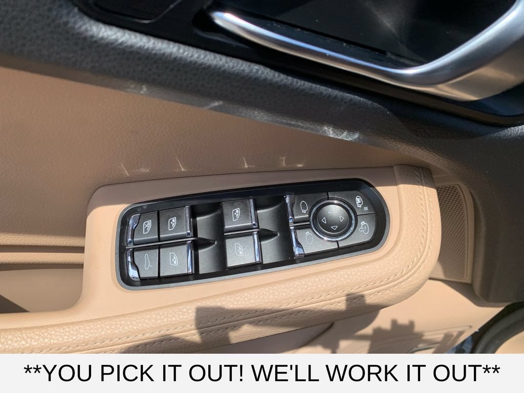 Used 2021 Porsche Macan AWD/4WD image 12