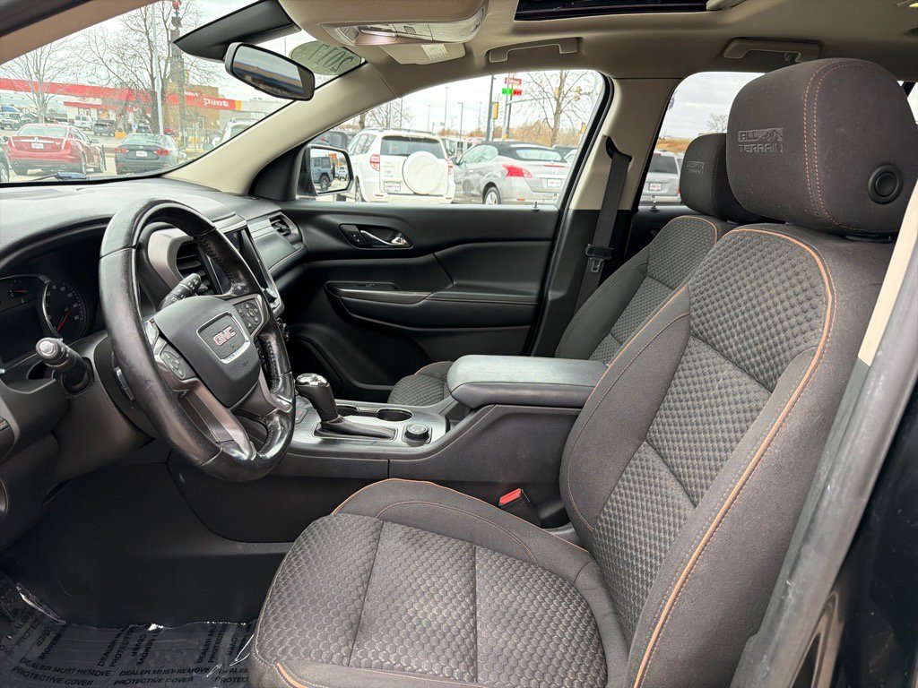 Used 2017 GMC Acadia SLE w/ Driver Alert Package I image 6