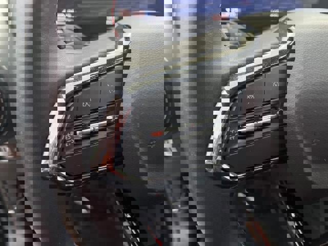 Used 2024 Chevrolet Equinox EV RS image 9