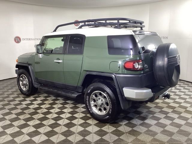 Used 2013 Toyota FJ Cruiser 4WD image 6