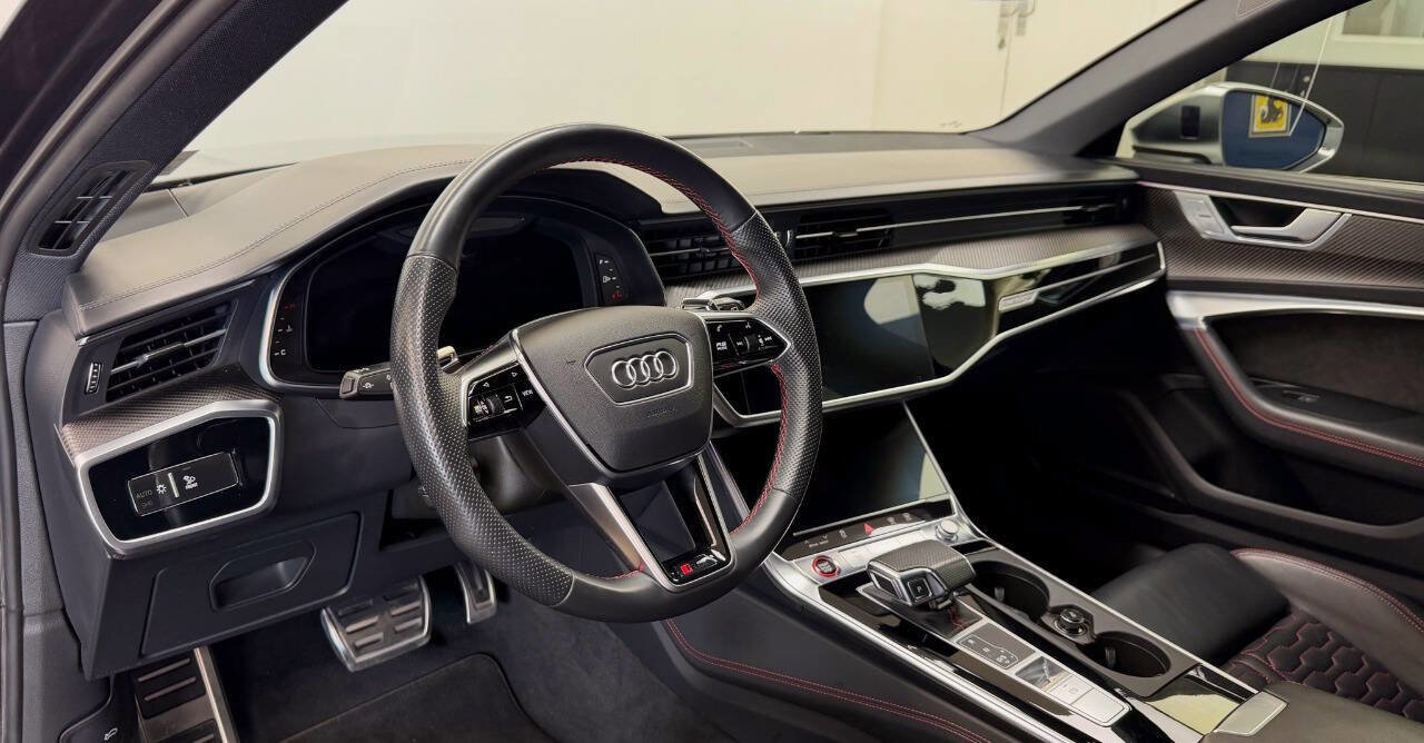 Used 2021 Audi RS 6 image 40