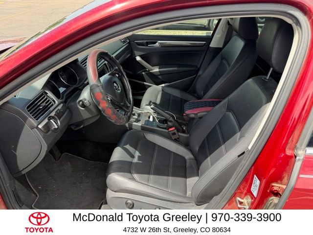 Used 2018 Volkswagen Passat 2.0T SE FWD image 6