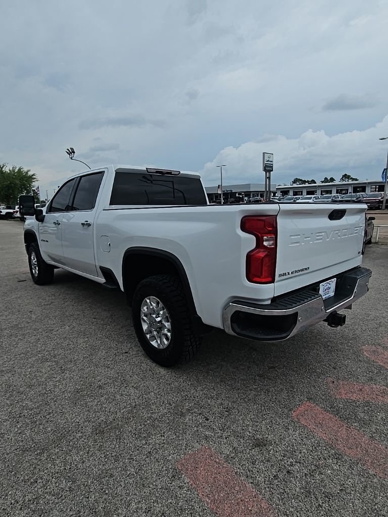 Used 2023 Chevrolet Silverado 2500 LTZ w/ LTZ Plus Package AWD/4WD image 5