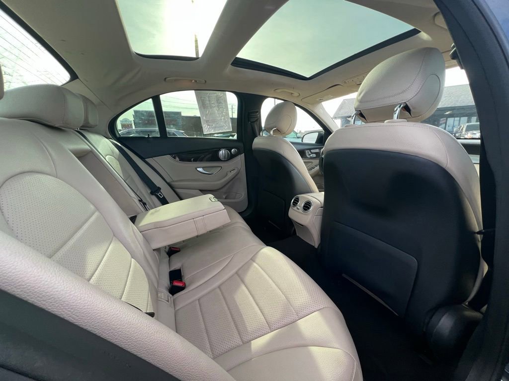 Used 2016 Mercedes-Benz C 300 4MATIC Sedan image 24