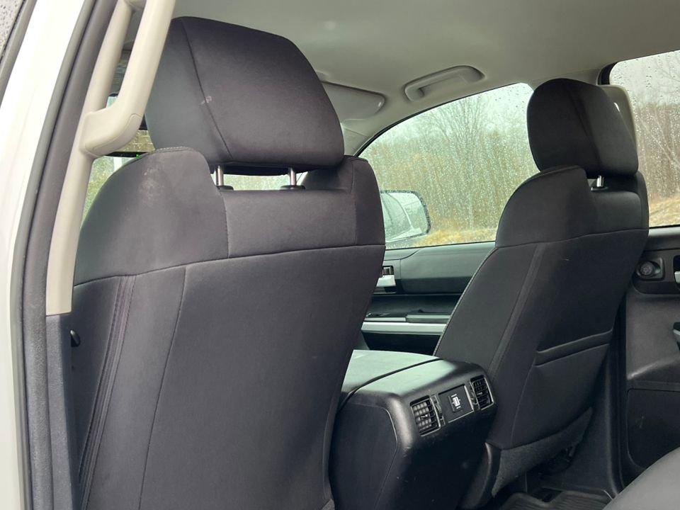 Used 2021 Toyota Tundra SR5 w/ Trail Edition image 28