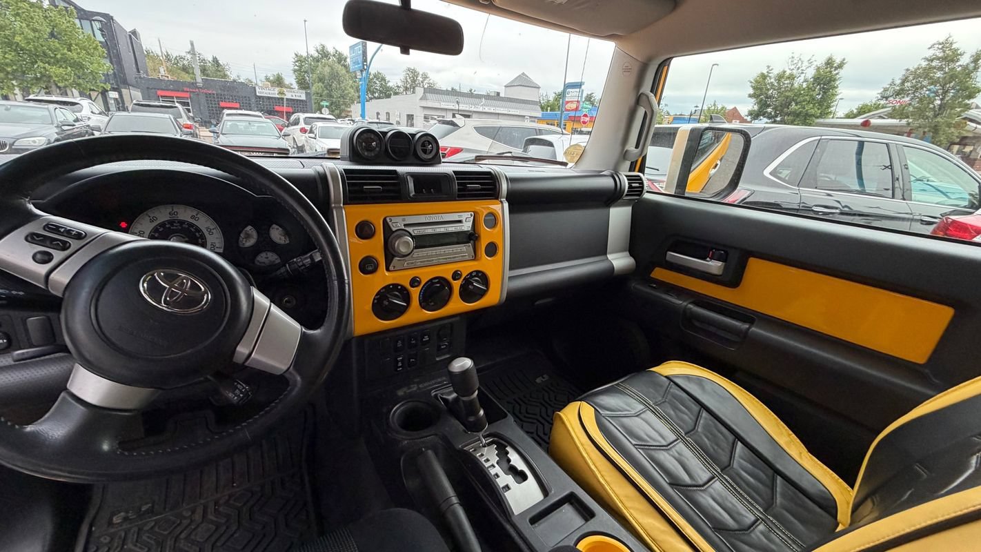 Used 2007 Toyota FJ Cruiser 4WD image 8