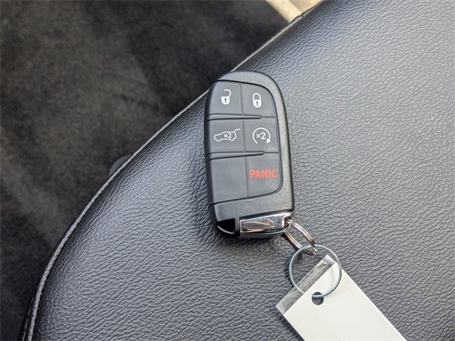 New 2025 Jeep Compass Latitude w/ Sun & Sound Group image 26