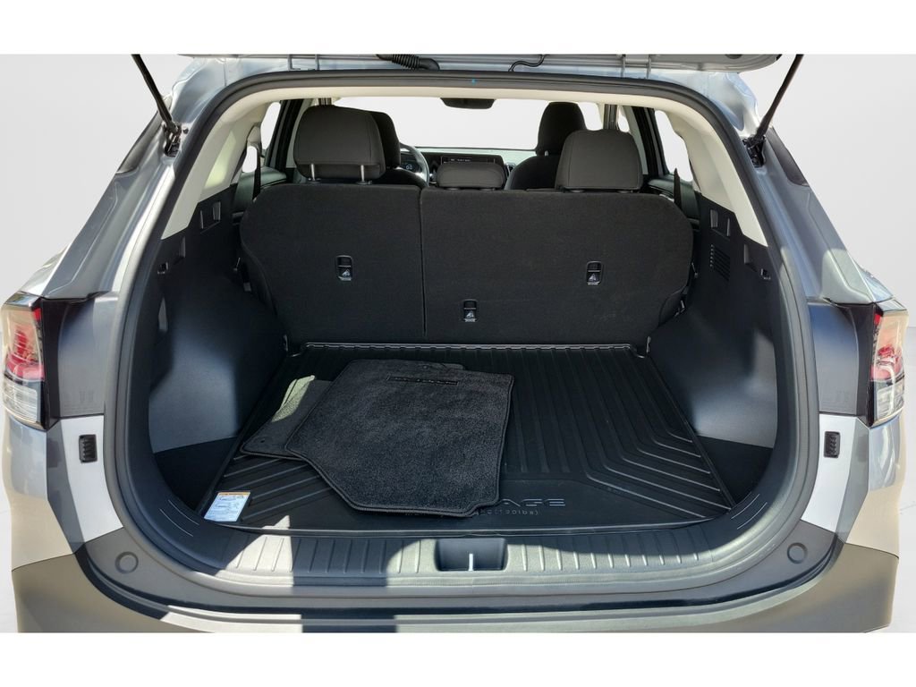 Used 2025 Kia Sportage LX image 17
