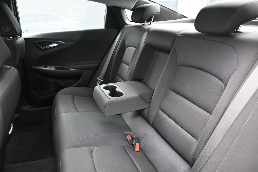 Used 2023 Chevrolet Malibu LT FWD image 16