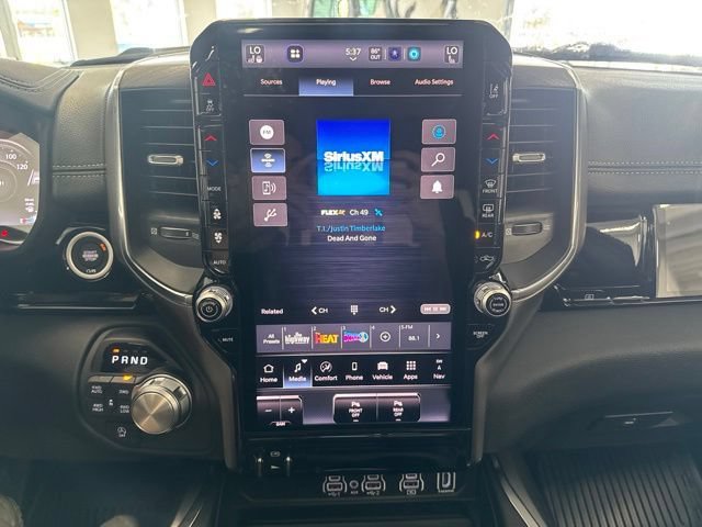 New 2026 RAM 1500 Laramie AWD/4WD image 40