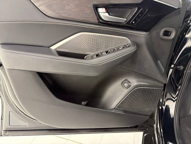 Certified 2022 Acura MDX SH-AWD w/ Advance Package image 7