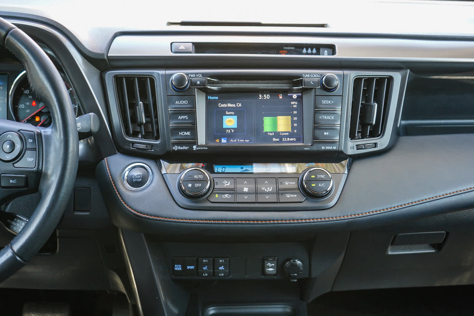 Used 2018 Toyota RAV4 SE w/ Power Extra Value Package FWD image 13