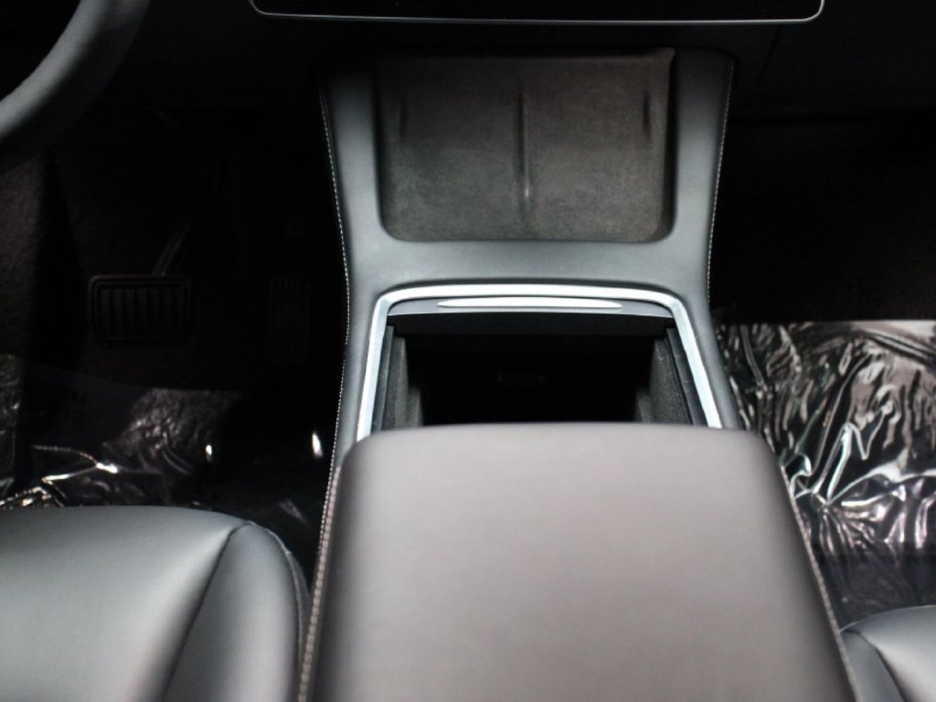 Used 2023 Tesla Model Y Long Range AWD/4WD image 13