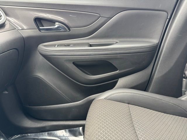 Certified 2021 Buick Encore Preferred image 20