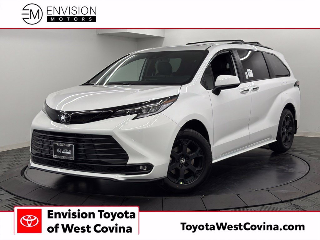 New 2026 Toyota Sienna XLE Woodland Edition