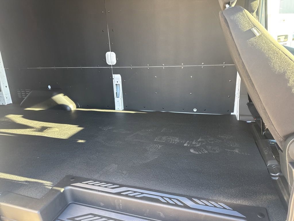 New 2026 Ford Transit 250 148 Medium Roof Extended AWD w/ Load Area Protection Package image 19