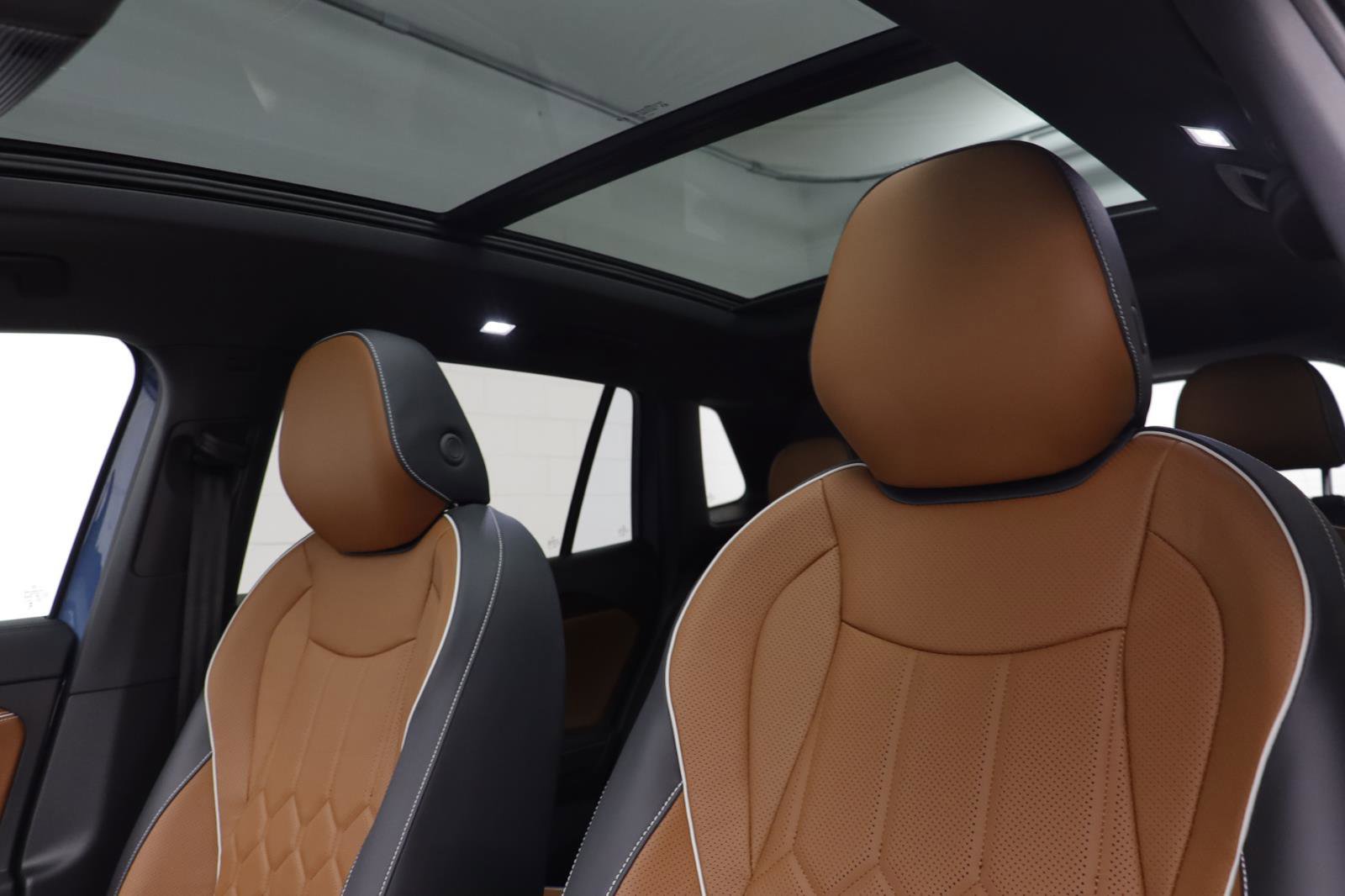 New 2026 Volkswagen Tiguan SEL R-Line image 15