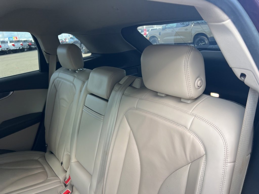 Used 2019 Lincoln Nautilus Select image 9