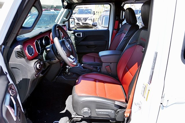Used 2023 Jeep Wrangler Unlimited Rubicon 4xe AWD/4WD image 24