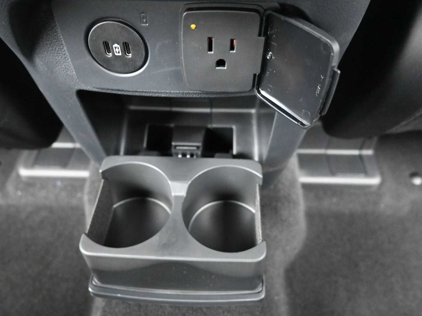 New 2026 Ford Explorer ST image 18