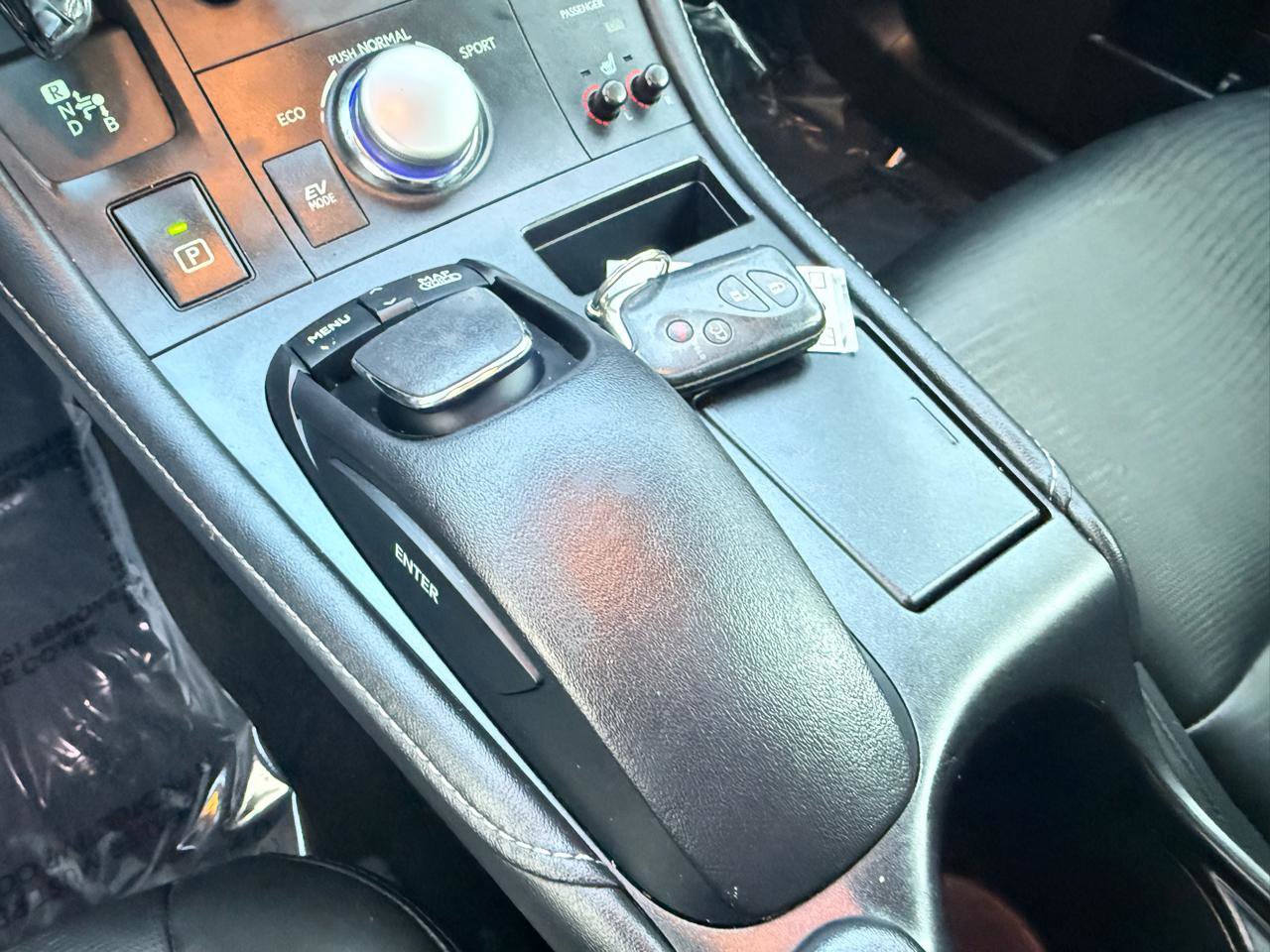 Used 2013 Lexus CT 200h w/ Premium Pkg w/Navigation image 29