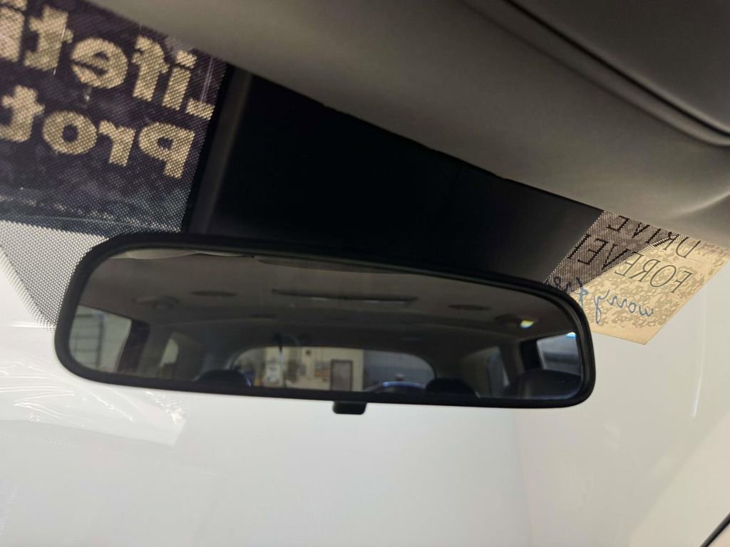 Used 2022 Kia Telluride S image 33