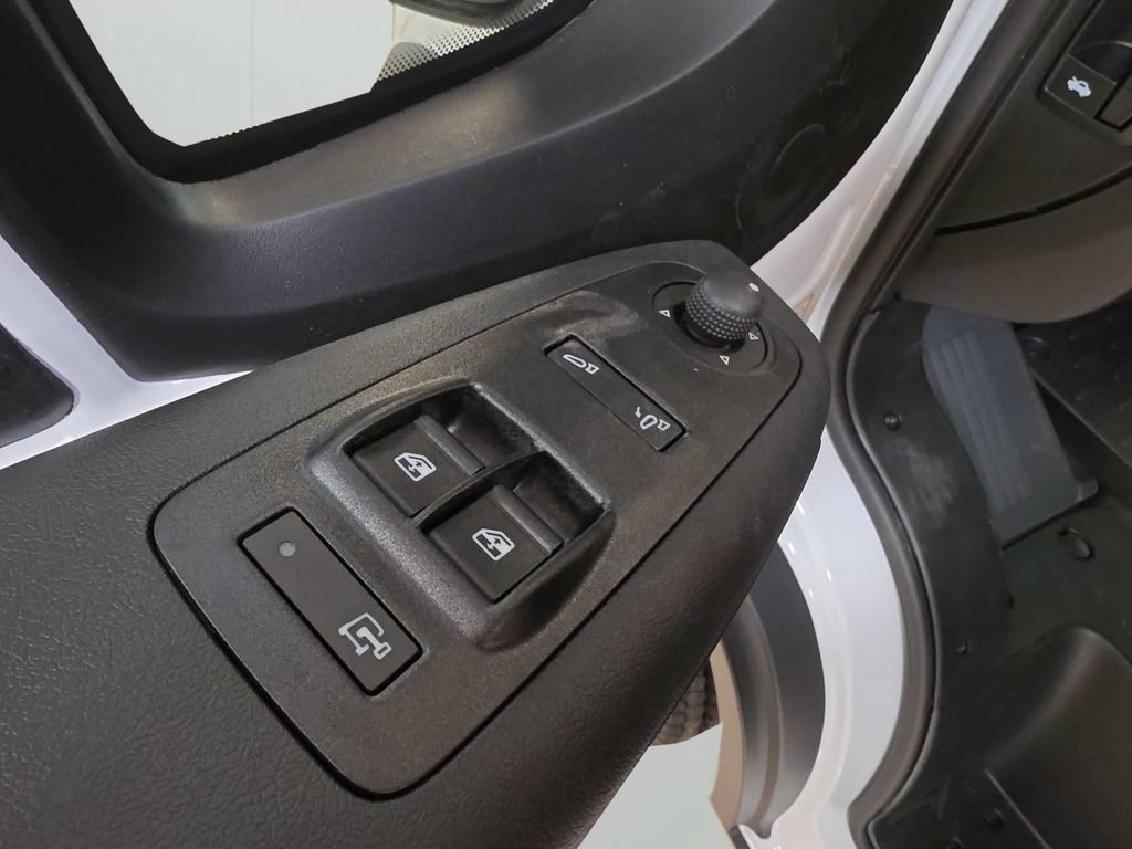 New 2026 RAM ProMaster 3500 w/ Convenience Group FWD image 14