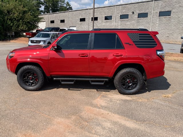 Used 2023 Toyota 4Runner TRD Off-Road Premium w/ Off Road Premium Plus Package AWD/4WD image 8