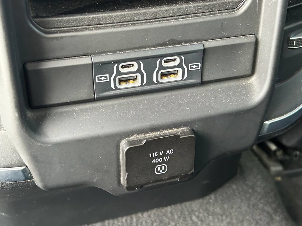 Used 2025 RAM 1500 Big Horn AWD/4WD image 21