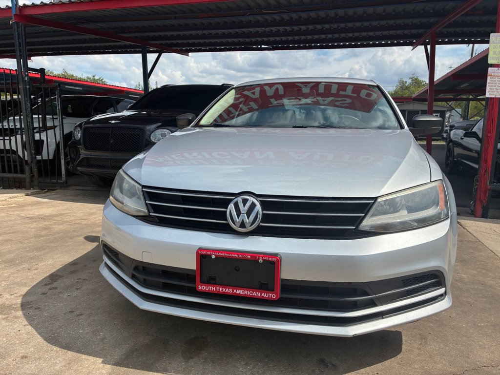 Used 2015 Volkswagen Jetta SE FWD image 8