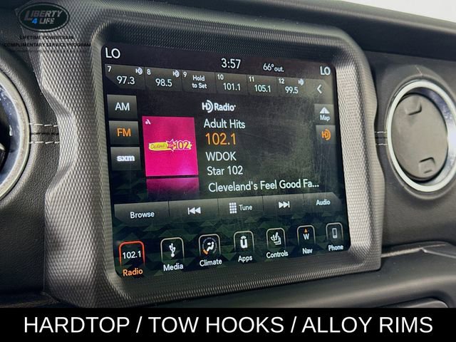 Used 2019 Jeep Wrangler Unlimited Sahara image 15