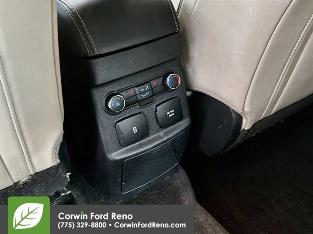 Used 2016 Ford Explorer Platinum AWD/4WD image 28