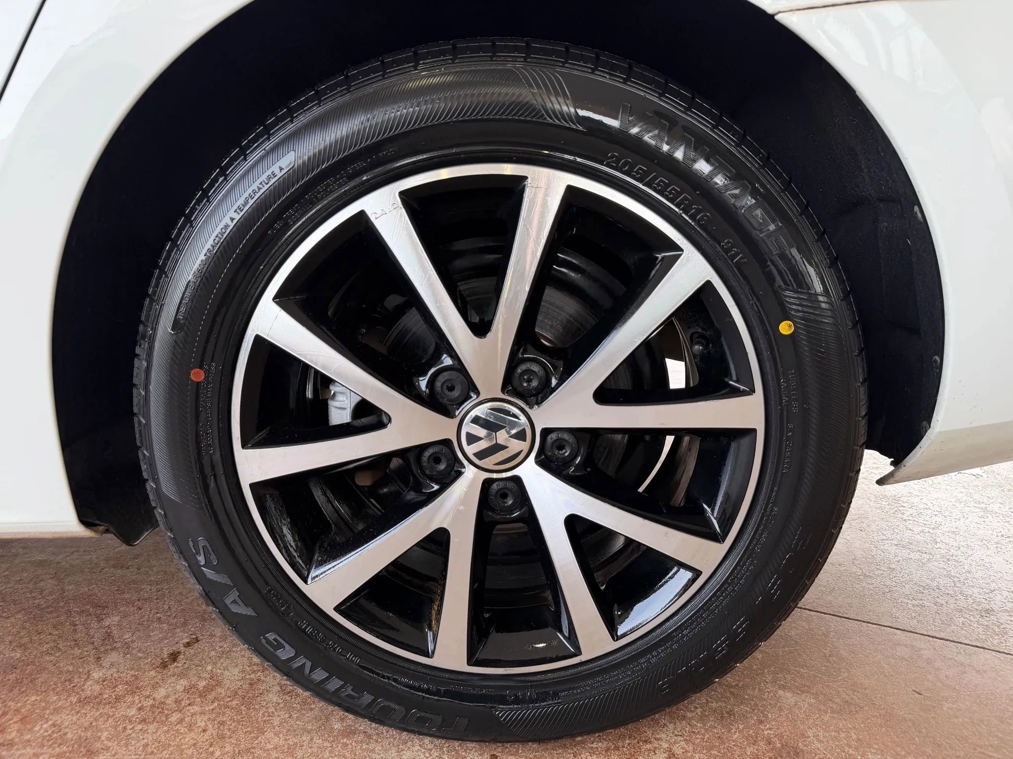 Used 2016 Volkswagen Jetta SE image 24